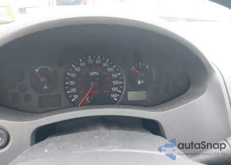 2005 Ford Focus Zx4 from USA, damaged, VIN 1FAFP34N55W206048